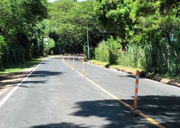 Entregan carretera renovada hacia el lago de Coatepeque