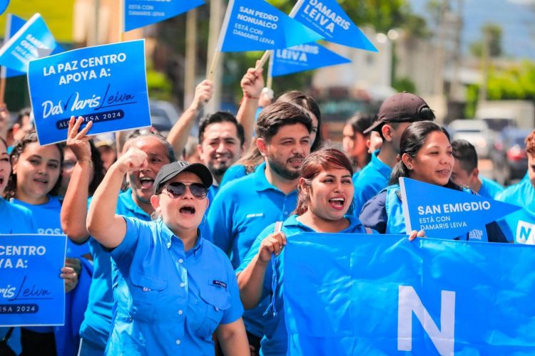 Oportunidades. El Tribunal
Supremo Electoral ha creado un
plan para proteger el derecho de las
mujeres de participar en la política.