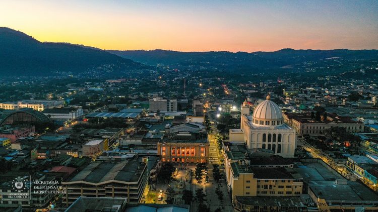 Inversión. El geoportal facilitará toda la información necesaria para que un inversionista decida invertir en el centro histórico de San Salvador.