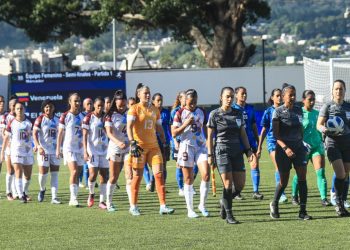Pudo más el oficio venezolano: El Salvador cae en semifinales y luchará por el bronce en fútbol femenino