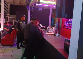 Realizan inspección en bares y centros de tolerancia de todo El Salvador
