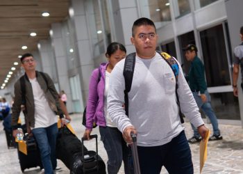 Noveno contingente de trabajadores salvadoreños partirá a Canadá este martes