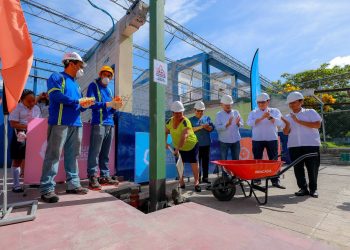 Ministerio de Educación inicia renovación de escuela en Santa Tecla