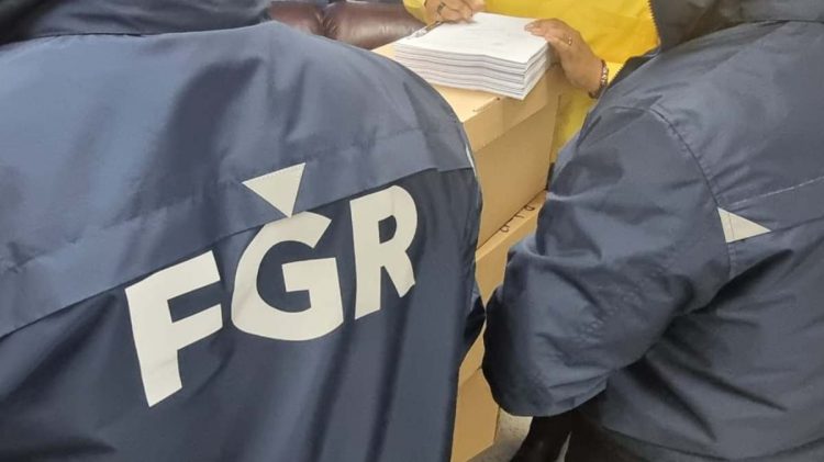 Fiscales presentaron la solicitud de imposición de medidas en Tribunal Quinto contra el Crimen Organizado de San Salvador.