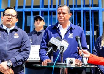 Ministro de Hacienda presenta en Fiscalía cuatro avisos por evasión de $10.1 millones