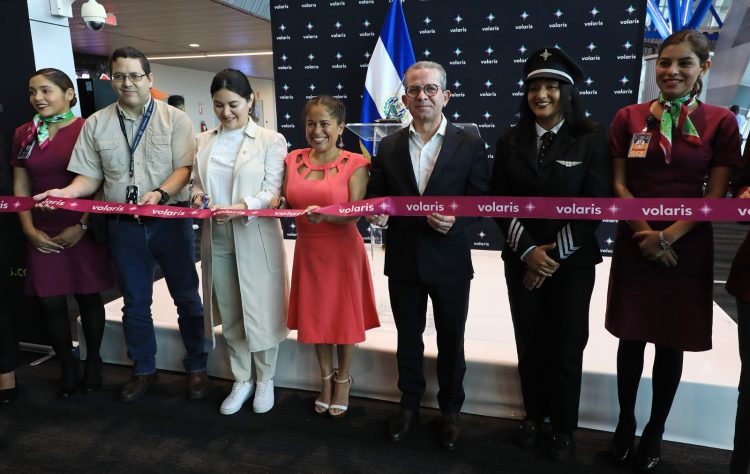 Volaris, ofrece siete rutas desde El Salvador a Estados Unidos para atender la demanda de la diáspora.