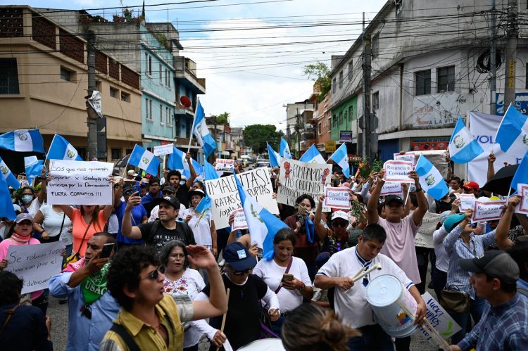 Distintos sectores se sumaron a las manifestaciones. Los guatemaltecos esperan acudir a las urnas el 20 de agosto, cuando el TSE tiene programada la segunda vuelta presidencial.