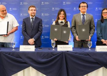 El Salvador busca prevenir la migración irregular con estrategia gubernamental