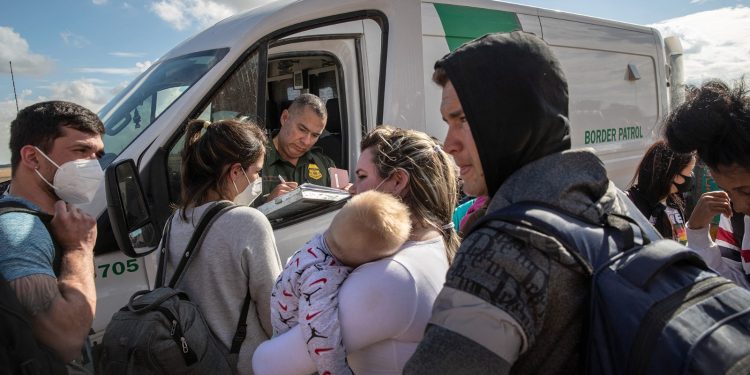 Los migrantes han sido repatriados a 115 países, comunicó el
subsecretario de Política Fronteriza e Inmigración de Seguridad.