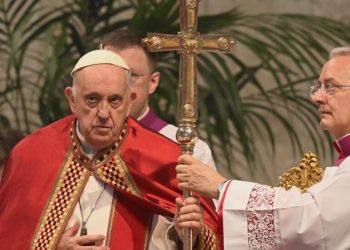Jóvenes de todo el mundo esperan al papa Francisco en Lisboa