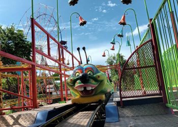 Comienza instalación del campo de la feria en Santa Ana