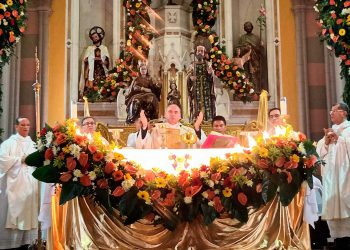 Finalizan las fiestas en honor a Señora Santa Ana