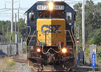 Tren de carga se descarrila en sureste de Pensilvania