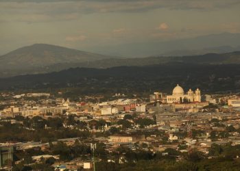 Polvos del Sahara incrementa su concentración a partir de hoy en El Salvador