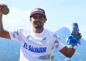 Amado de Jesús, el salvadoreño que conquistó las olas en San Salvador 2023