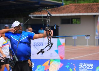 Roberto Hernández y Sofía Paiz ganan la segunda medalla de plata para El Salvador