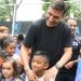 Javier Zanetti a la niñez de Zaragoza: «Nunca dejen de soñar»