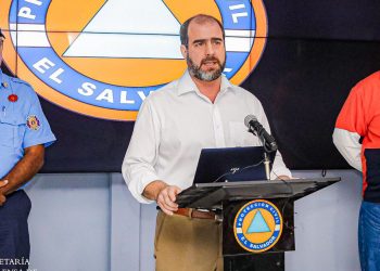 Autoridades no reportan víctimas mortales ni lesionados tras sismo de 6.8