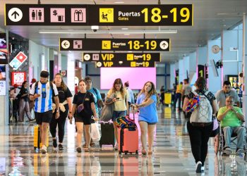 Autoridades proyectan atender a más de 480,000 viajeros en estas vacaciones de agosto 2023