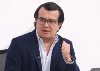 «Este año va a llover entre un 15 % y 20 % menos y será más caluroso»: ministro de Medio Ambiente
