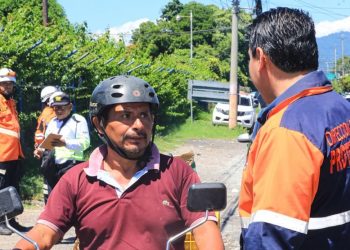Protección Civil concientiza a conductores en la prevención de accidentes de tránsito