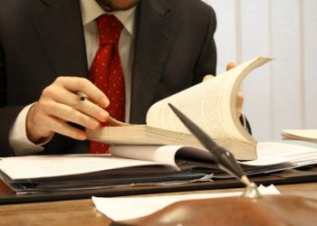 Asesoría Legal en tu idioma: ¿Para qué sirve y en qué casos es necesario usar un apoderado legal?