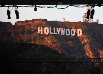 Con auge de la IA, dobles de Hollywood ven un peligro real para sus empleos