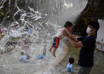 El 76% de los ñinos enfrentan el calor extremo en el sur de Asia