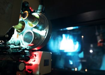 Llegó «Oppenheimer» en 35mm a Uruguay, un gran acontecimiento cinéfilo