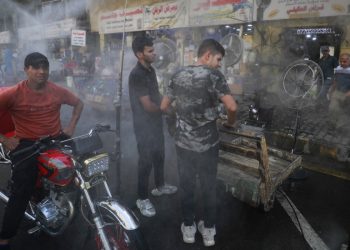 «El calor nos mata»: trabajar con 50 ºC en Oriente Medio y el norte de África
