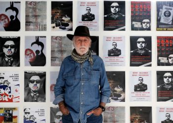 «Pinochet era un actor», dice el autor de la icónica foto del dictador chileno