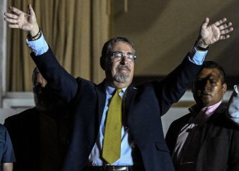 Guatemala refuerza seguridad de Arévalo por supuestos planes para matarlo