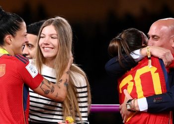 Federación Española de Fútbol anuncia «acciones legales» por «mentiras» de Hermoso sobre beso forzado