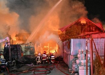 Al menos dos muertos y 56 heridos por explosiones en una planta de gas en Rumania