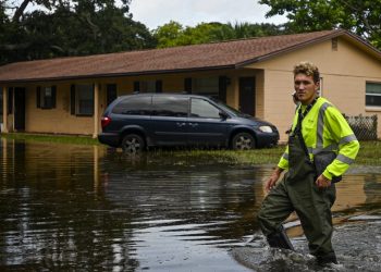 Grandes inundaciones en Florida tras el paso de la tormenta Idalia