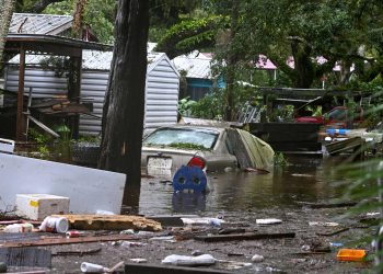 Tres muertos tras el paso de Idalia en Florida y Georgia  