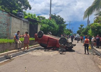 Accidente de tránsito deja dos personas fallecidas en Colón, La Libertad