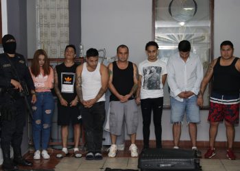Policía captura a siete guatemaltecos con abundante droga en San Salvador