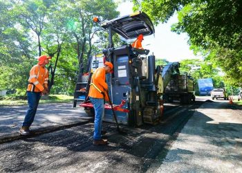 Reconstruirán carretera hacia la autopista a Comalapa