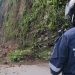 Autoridades asisten a lesionados por derrumbe en la carretera de Los Chorros