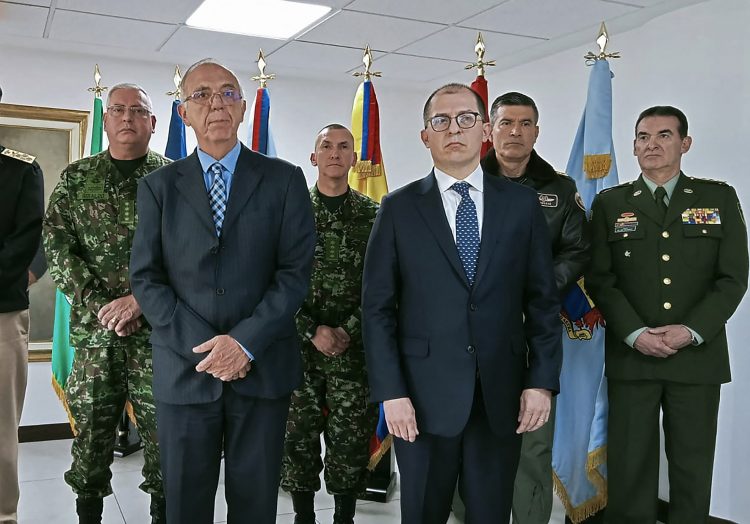 Las investigaciones apuntan a que sicarios están siendo entrenados en Venezuela para atentar contra Barbosa.