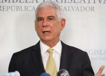CSJ ordena que exdiputado Rodolfo Parker sea enjuiciado por enriquecimiento ilícito