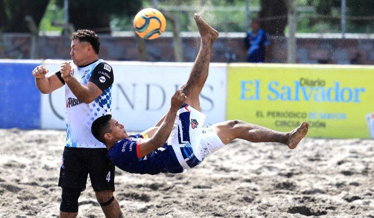 Los equipos que participen en la LFP tendrán que eliminarse luego. Foto: Diario El Salvador.
