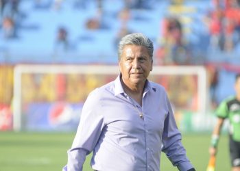 FAS habría desistido de las contrataciones de Félix Micolta y Caio Laursen