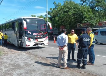 Titulares del MOP y VMT verifican control vehicular en San Miguel