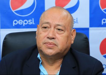 El coronel Samuel Gálvez asume la presidencia de Primera División de Fútbol