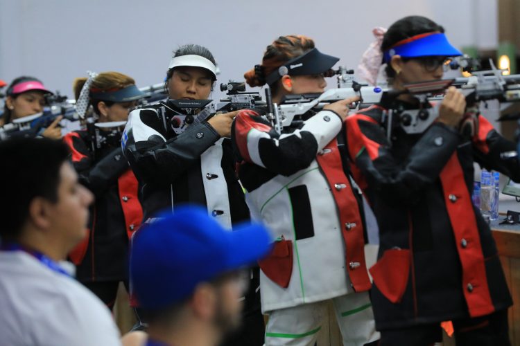 Ana Ramírez, seleccionada nacional de tiro, pondrá a prueba su puntería en el Mundial de Azerbaiyán. Foto/Archivo DES