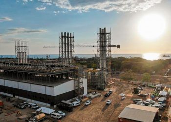 Industriales destacan que El Salvador mantiene estable suministro eléctrico