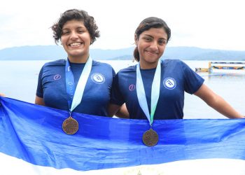 Hermanas Meléndez, el futuro de aguas abiertas para El Salvador