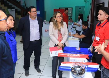 Empresas ofertaron 1,000 puestos de trabajo en San Salvador